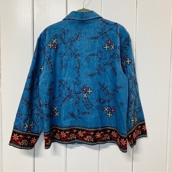 Chico’s Vintage Embroidered Denim Jacket, Western Style,‎ Size 1, Blue Floral* - Picture 2 of 10